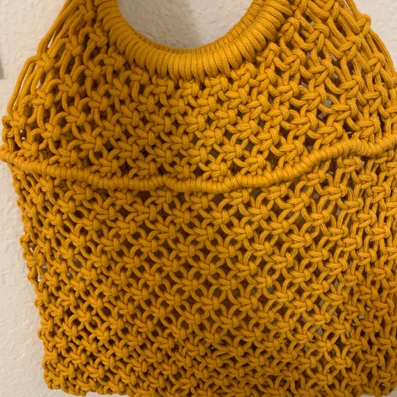 Gorgeous Hand Made Open Knit Tote bag. - Picture 12 of 12